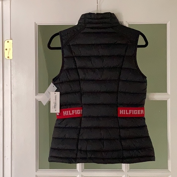 NWT Tommy Hilfiger Sport Women Black Puffer Vest Size X-Small, Sporty! - Picture 2 of 7